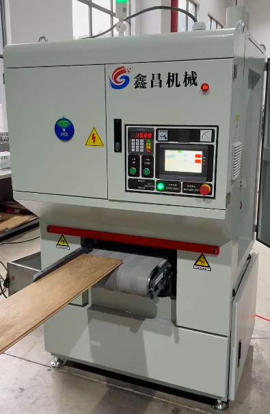 Serrated wood texture sander